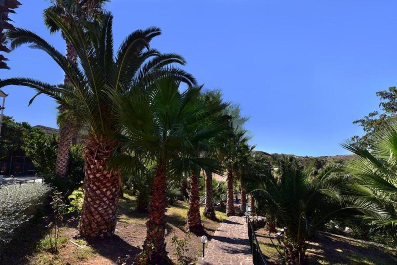 Viva Mare Hotel & Spa Mythimna Exterior foto